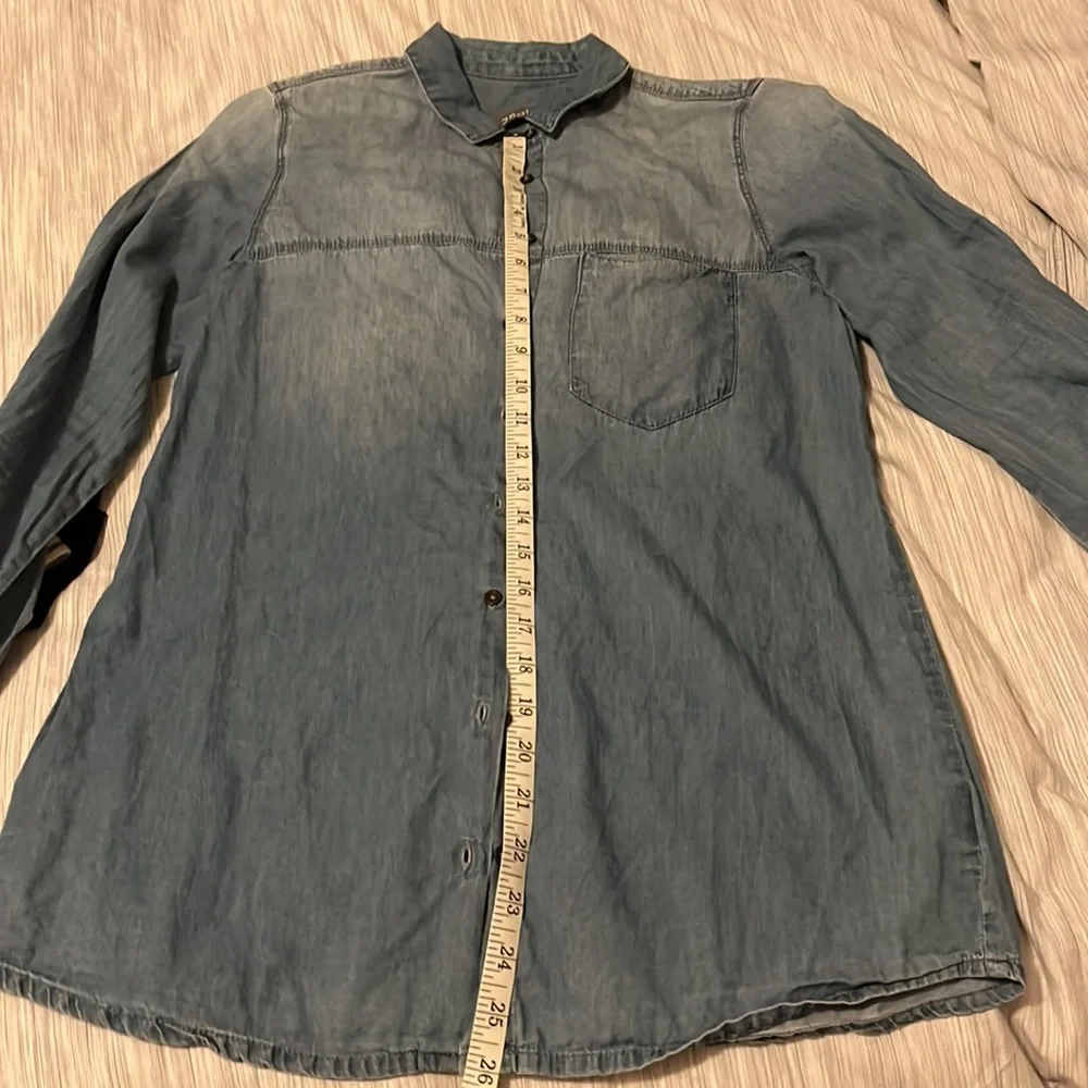 Button down - Picture 11 of 13